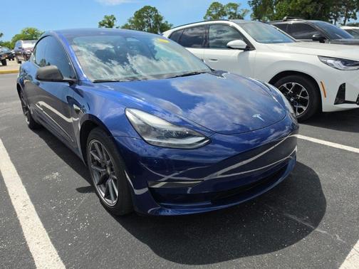 Blue 2023 Tesla Model 3 Base