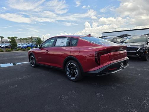 2025 Kia K4 EX