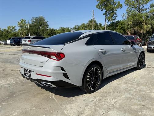 2024 Kia K5 GT-Line