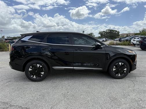 2026 Kia Sportage Hybrid LX