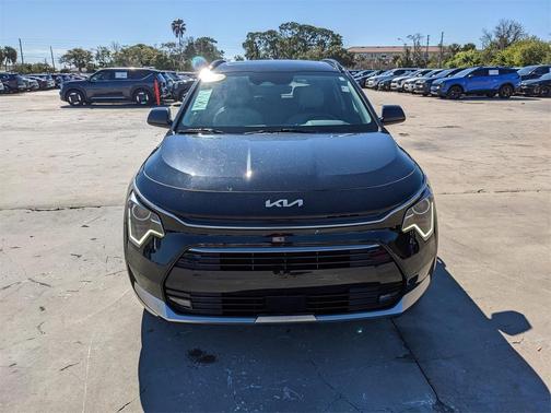 2024 Kia Niro EX Touring