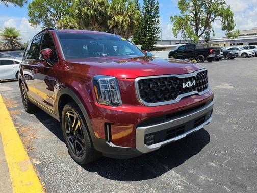 Red 2023 Kia Telluride SX X-Line
