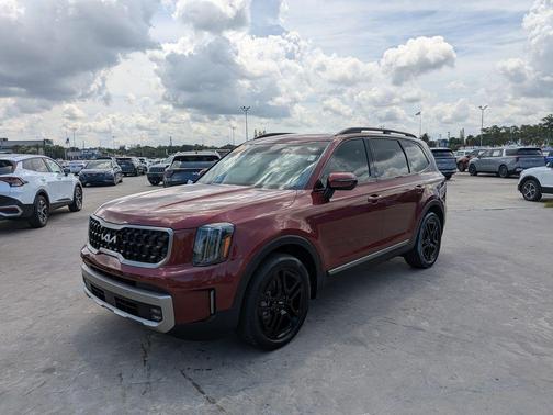 Red 2023 Kia Telluride SX X-Line