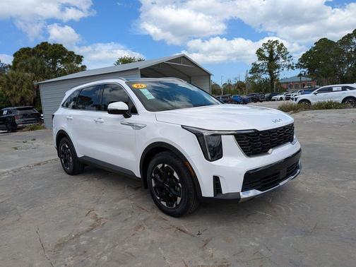 Glacial White Pearl 2025 Kia Sorento S