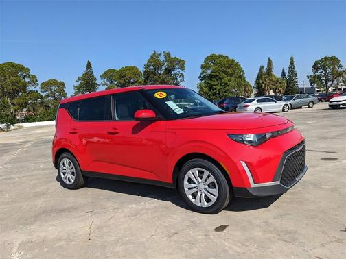 2024 Kia Soul LX