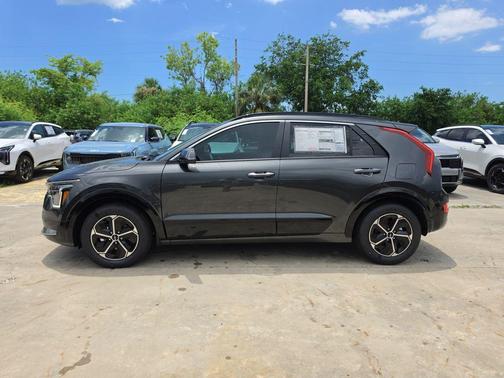 Gray 2026 Kia Niro SX