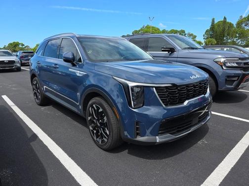 2025 Kia Sorento EX