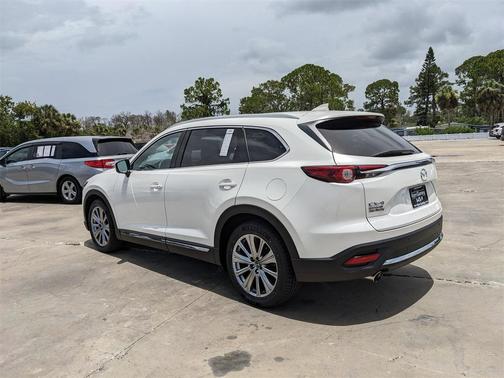 2022 Mazda CX-9 Signature