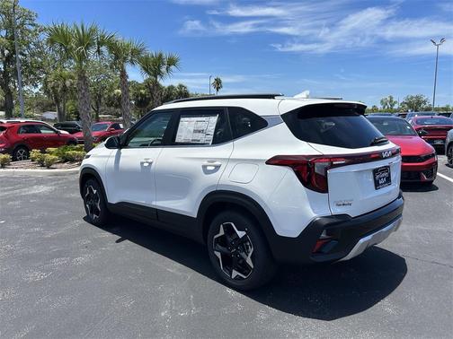 2025 Kia Seltos EX