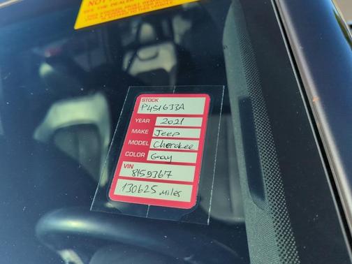 2021 Jeep Grand Cherokee L Laredo