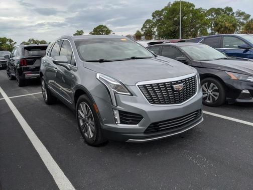 2023 Cadillac XT5 Premium Luxury