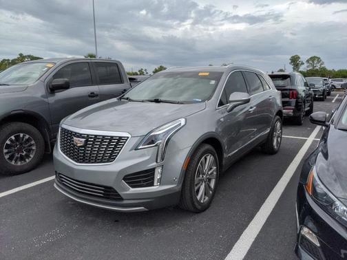 2023 Cadillac XT5 Premium Luxury