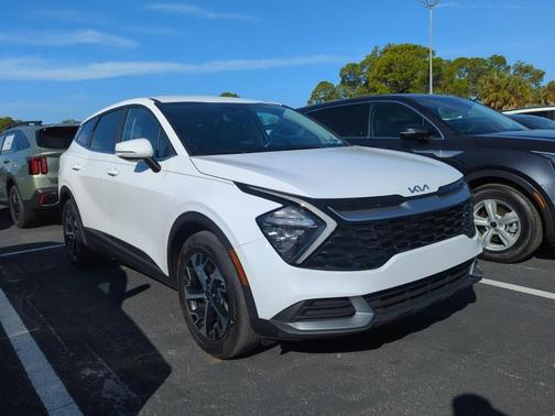 2023 Kia Sportage EX