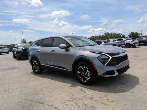 2024 Kia Sportage LX