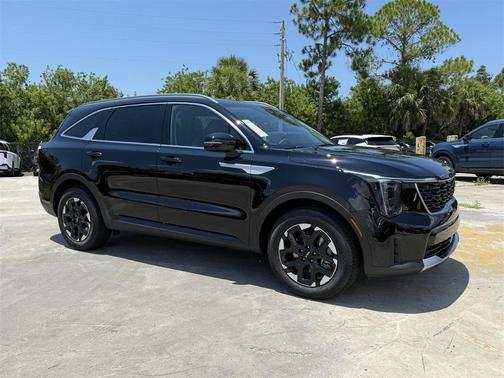 2025 Kia Sorento S