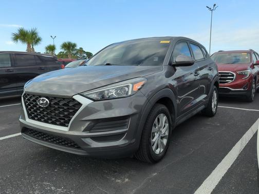 2021 Hyundai TUCSON SE