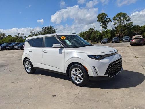 2023 Kia Soul S