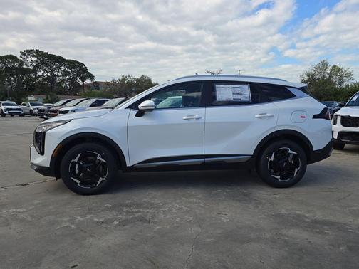 Snow White Pearl 2026 Kia Sportage Hybrid EX
