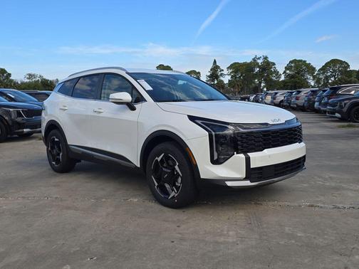 Snow White Pearl 2026 Kia Sportage Hybrid EX