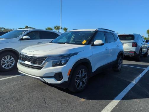 2022 Kia Seltos EX