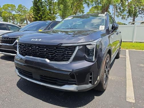 Gray 2025 Kia Sorento SX