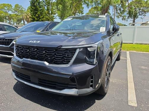 Gray 2025 Kia Sorento SX