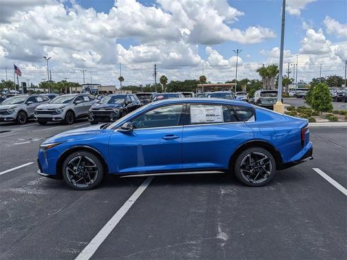 2025 Kia K4 GT-Line