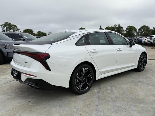 2026 Kia K5 GT-Line