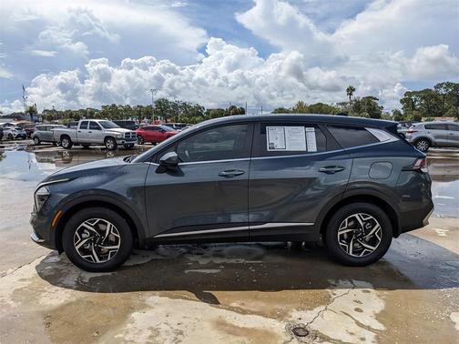 2025 Kia Sportage LX