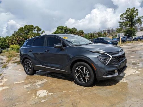 2025 Kia Sportage LX