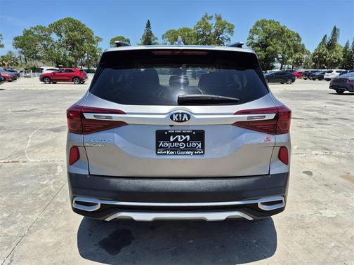 2021 Kia Seltos S
