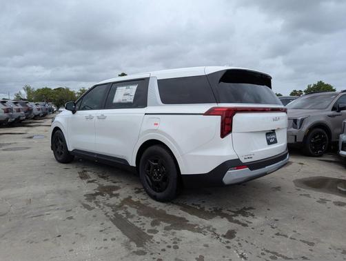 Snow White Pearl 2026 Kia Carnival LXS