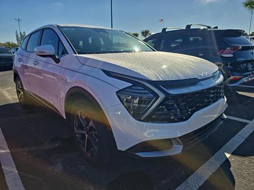 2024 Kia Sportage EX