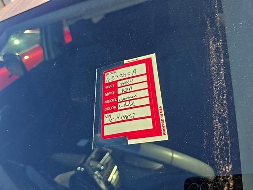 2024 Kia Sportage EX