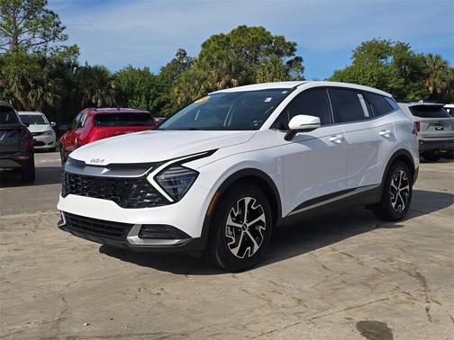 2024 Kia Sportage EX