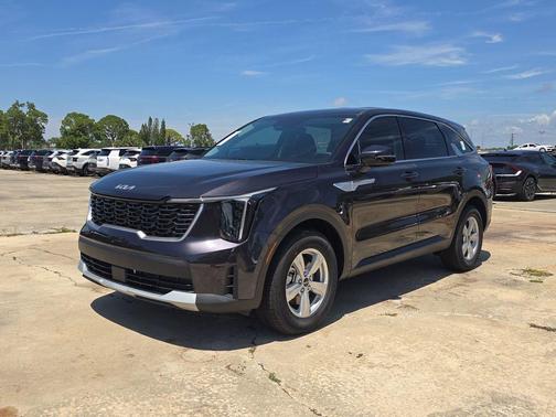 Metal 2026 Kia Sorento LX
