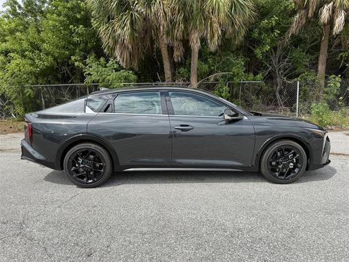 2025 Kia K4 GT-Line Turbo