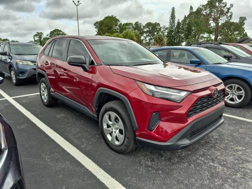 2023 Toyota RAV4 LE
