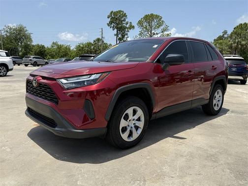 2023 Toyota RAV4 LE