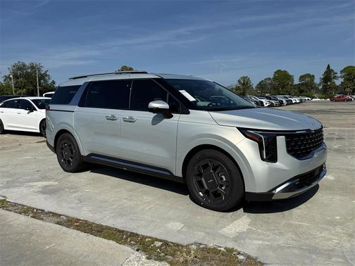 2026 Kia Carnival SX