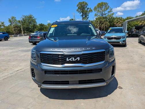Gravity Gray 2022 Kia Telluride S