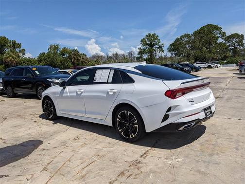 2023 Kia K5 GT-Line