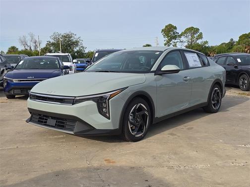 2025 Kia K4 EX