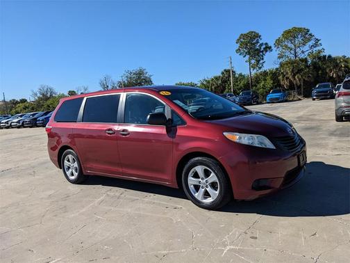 2016 Toyota Sienna L