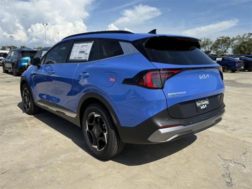 2026 Kia Sportage EX