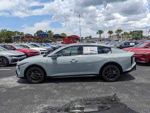2025 Kia K4 GT-Line Turbo