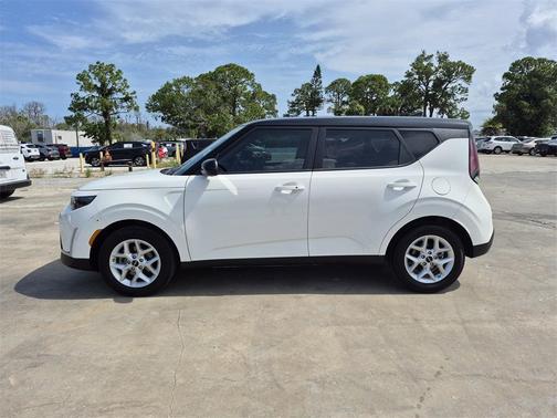 2025 Kia Soul S