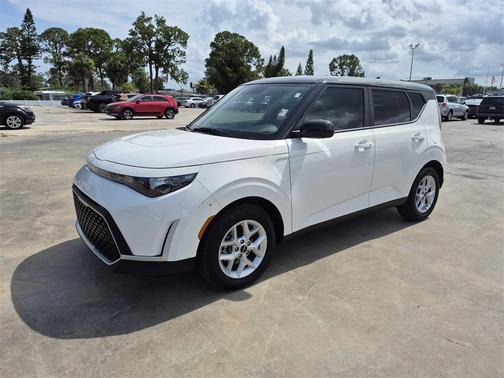 2025 Kia Soul S
