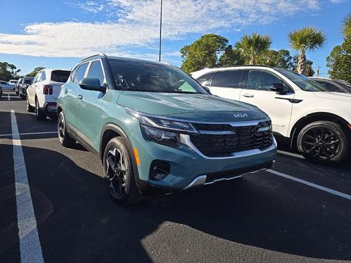 2025 Kia Seltos EX