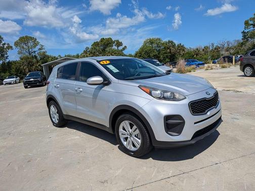 Sparkling Silver 2017 Kia Sportage LX